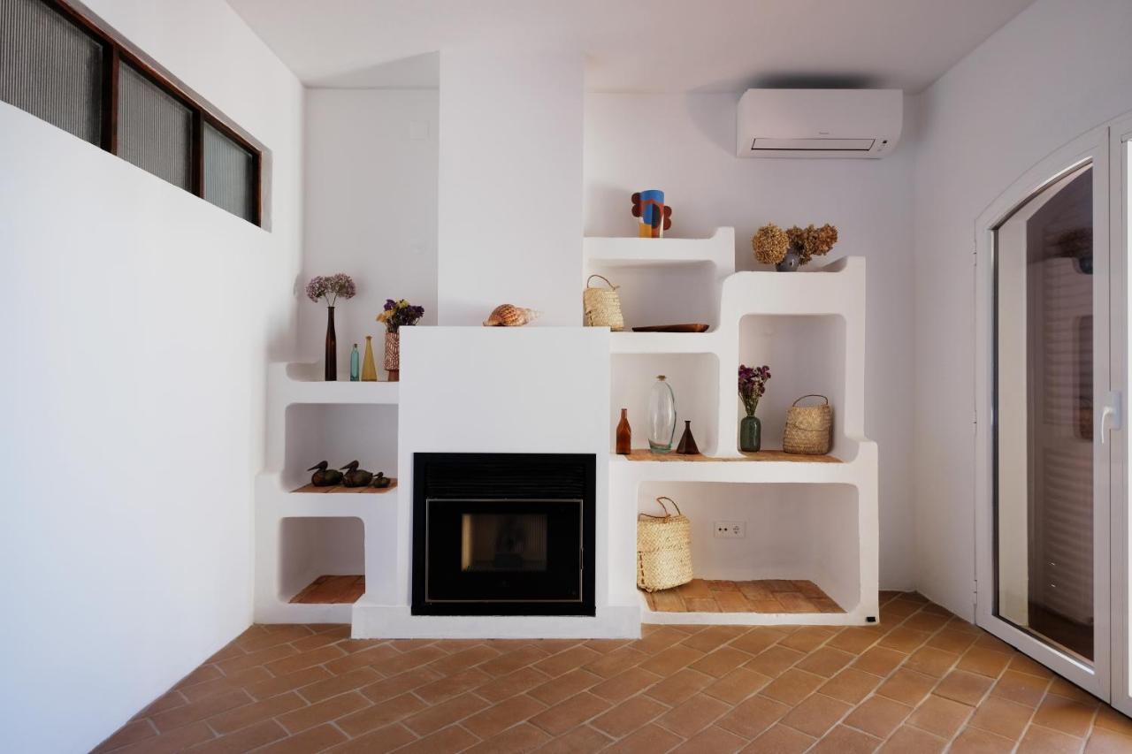 Cozy Beach Apartment W/ Sea View, Free Parking & Ac 카르보에이루 외부 사진