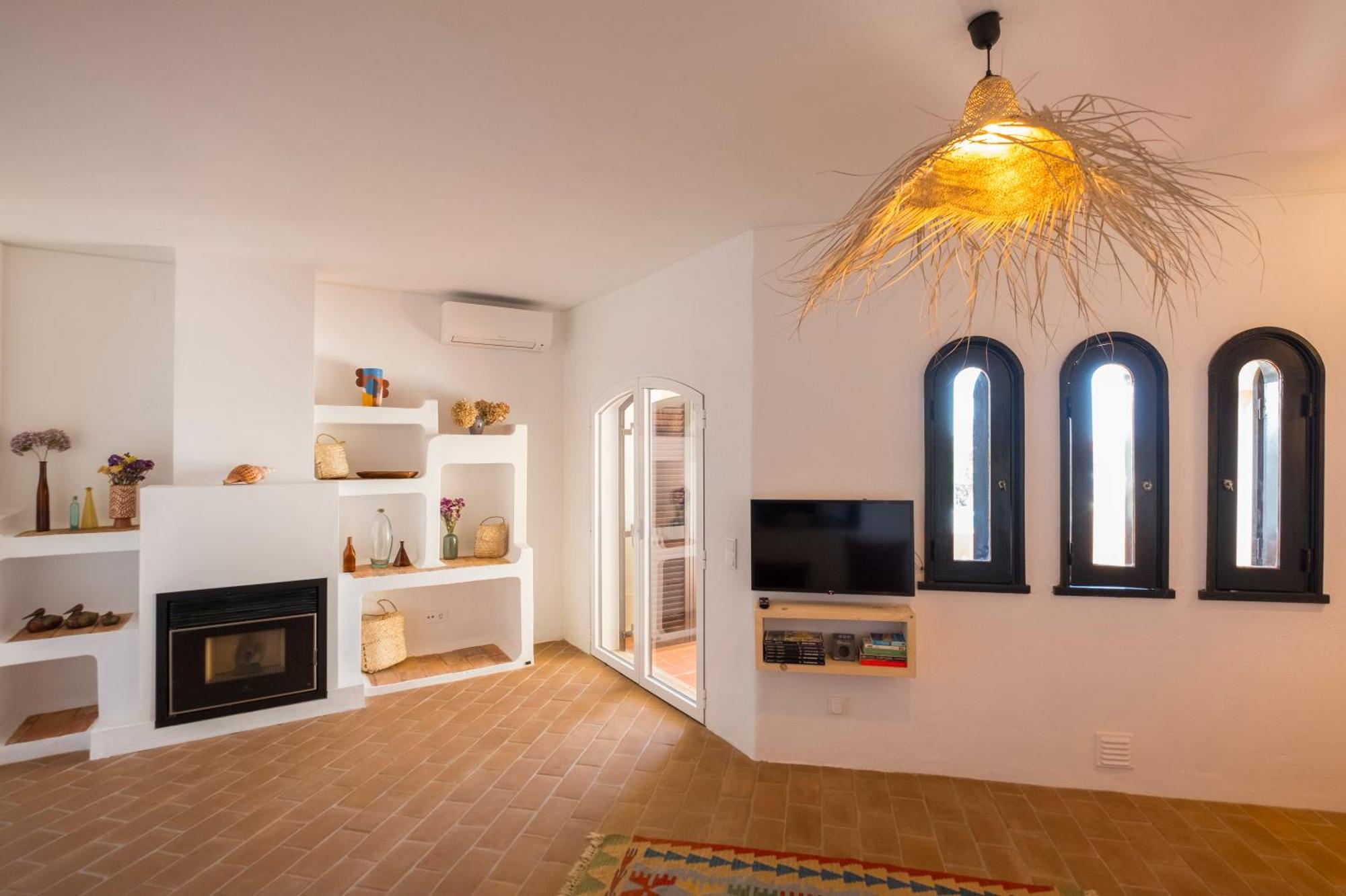 Cozy Beach Apartment W/ Sea View, Free Parking & Ac 카르보에이루 외부 사진